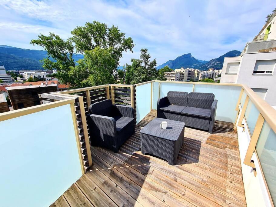 Grand Appartement Avec Vue Magnifique - Vercors - Une Experience Unique - Wifi Gratuit Grenoble Dış mekan fotoğraf