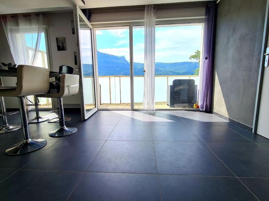 Grand Appartement Avec Vue Magnifique - Vercors - Une Experience Unique - Wifi Gratuit Grenoble Dış mekan fotoğraf