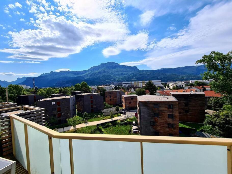 Grand Appartement Avec Vue Magnifique - Vercors - Une Experience Unique - Wifi Gratuit Grenoble Dış mekan fotoğraf